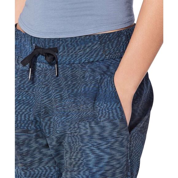 Lululemon On The Fly Pant Linear Flux Battleship Multi Women's Size 4 EUC - Picture 3 of 9